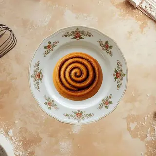 Cinnamon roll