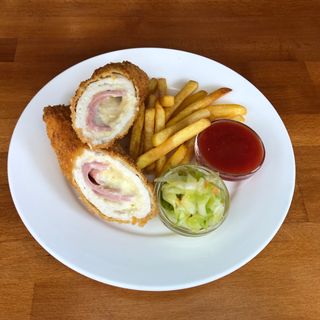 Pileća karađorđeva šunka kačkavalj