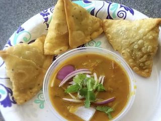 Samosa tarkari 3 uds.