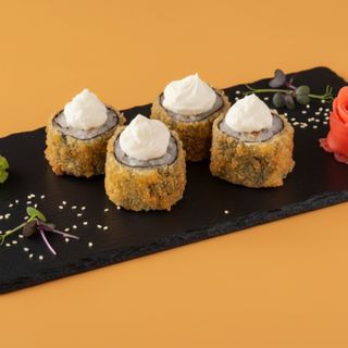 SALMON  HOT PHILADELPHIA  8pcs