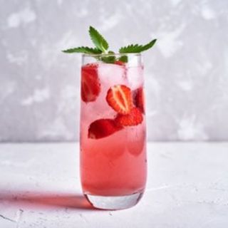 Лимонада с вкус ягода