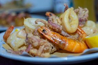 Frittura calamari e gamberi
