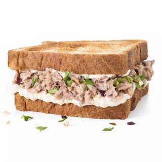 Sándwich De Atún Y Mayonesa