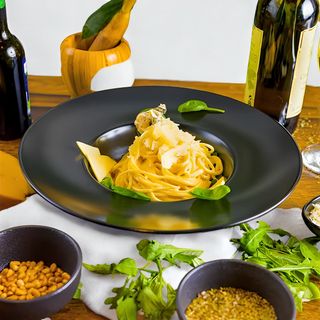 Pasta 5 vrsta sira mala porcija ( fusili )