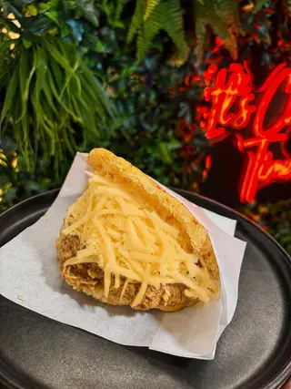 Arepa Catira