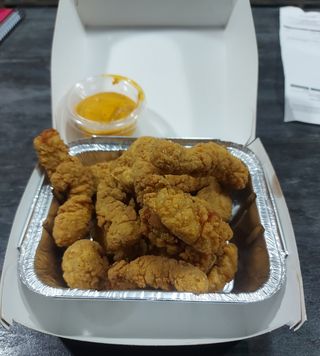 Tiras de pollo estilo cajun 9/10 uni