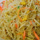 52  Spaghetti di riso con mare miste