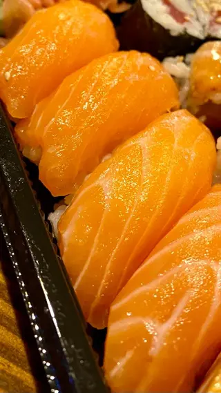 Nigiri De Salmón (2 Pzs.)