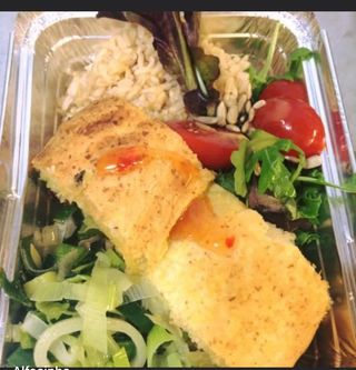 Folhado de Grelos c/ Tofu Fumado e Sultanas