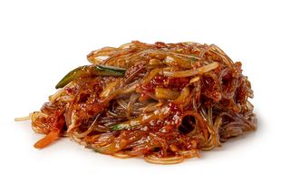 Spaghetti di soia con verdure piccanti