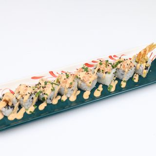 Hot salmao con camarao roll