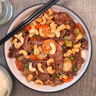Beef With Cashew Nuts