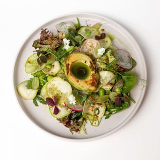 Салат з авокадо (230г)