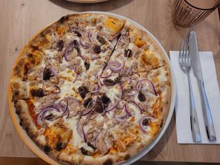 Pizza Tonno  Ø 32cm