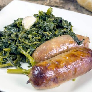 Salsiccia napoletana a punta di coltello con FRIARIELLI