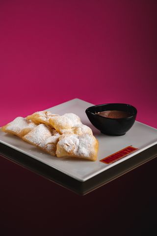 Gnocco fritto dolce zucchero e Nutella calda