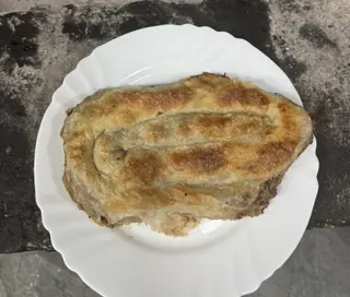 Zvrk bureka sa sjeckanom teletinom 300 gr