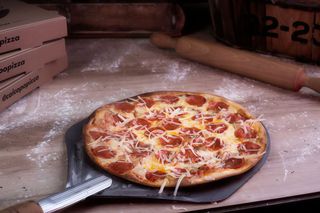 Pepperoni Picant I Cheddar Vermell