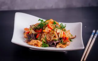 Харусаме зі свининою (300г)