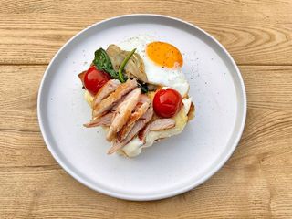 Ранкова фокача з куркою (350g)