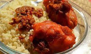 Gris De Dindon Avec Attiéké