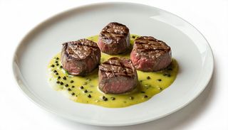 Madaglionoi con pepe verde