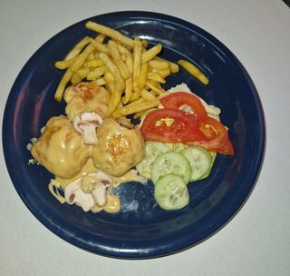 Komplet obrok - pileći medaljoni