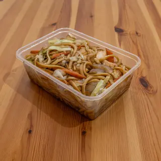 28. Tallarines con pollo