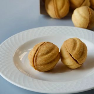 Орешки (коробочка 10 шт)