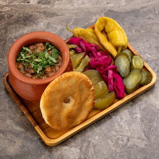 ლობიო და მწნილი