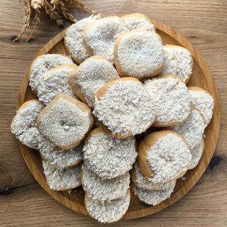 Աստերի կոկոսի քերուկով 