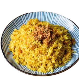 arroz frito con curry