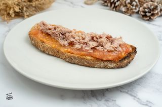 1/2 Tostada De Atún