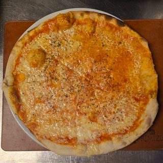 Pizza Quattro Formaggi