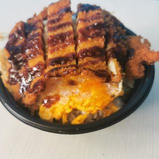 187. Donbur pollo fritto