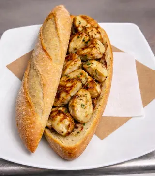 Bocadillo De Pechuga De Pollo A La Plancha