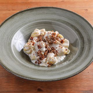 FIOCCHETTI DI PERA AL GORGONZOLA E NOCI