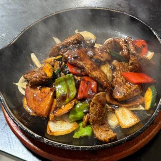 Solomillo Con Salsa De Pimienta Negra A La Plancha