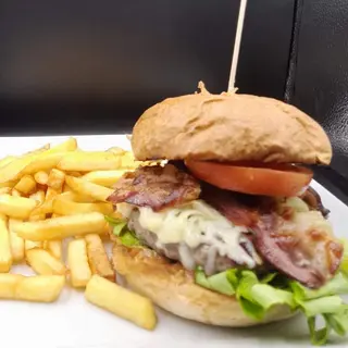 Beef burger + Coca-Cola/ Nik beer