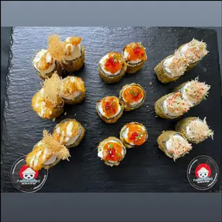 Assortiment de 18 pcs de Fried Makis