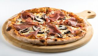 Pizza prosciutto e funghi