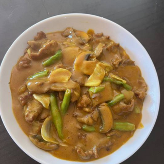 Ternera Con Salsa Curry
