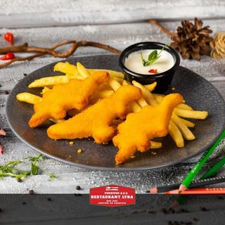 Dino de pui cu cartofi prăjiți