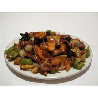 42. Телешко, черни гъби и моркови