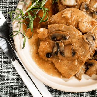 Polędwiczki wieprzowe w sosie borowikowym