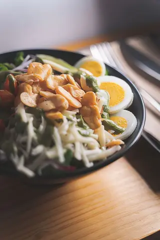 CREA TU ENSALADA