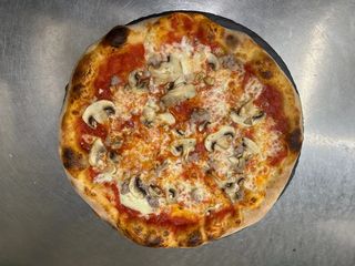 Salsiccia e funghi