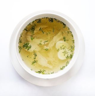 Консоме з куркою