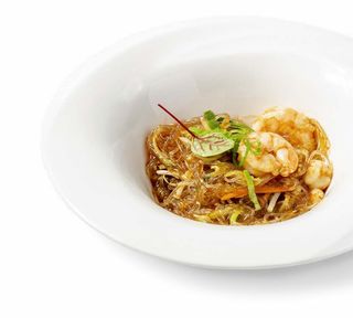 738. Spaghetti di soia con gamberi