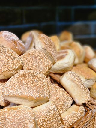 Crna pšenična kifla